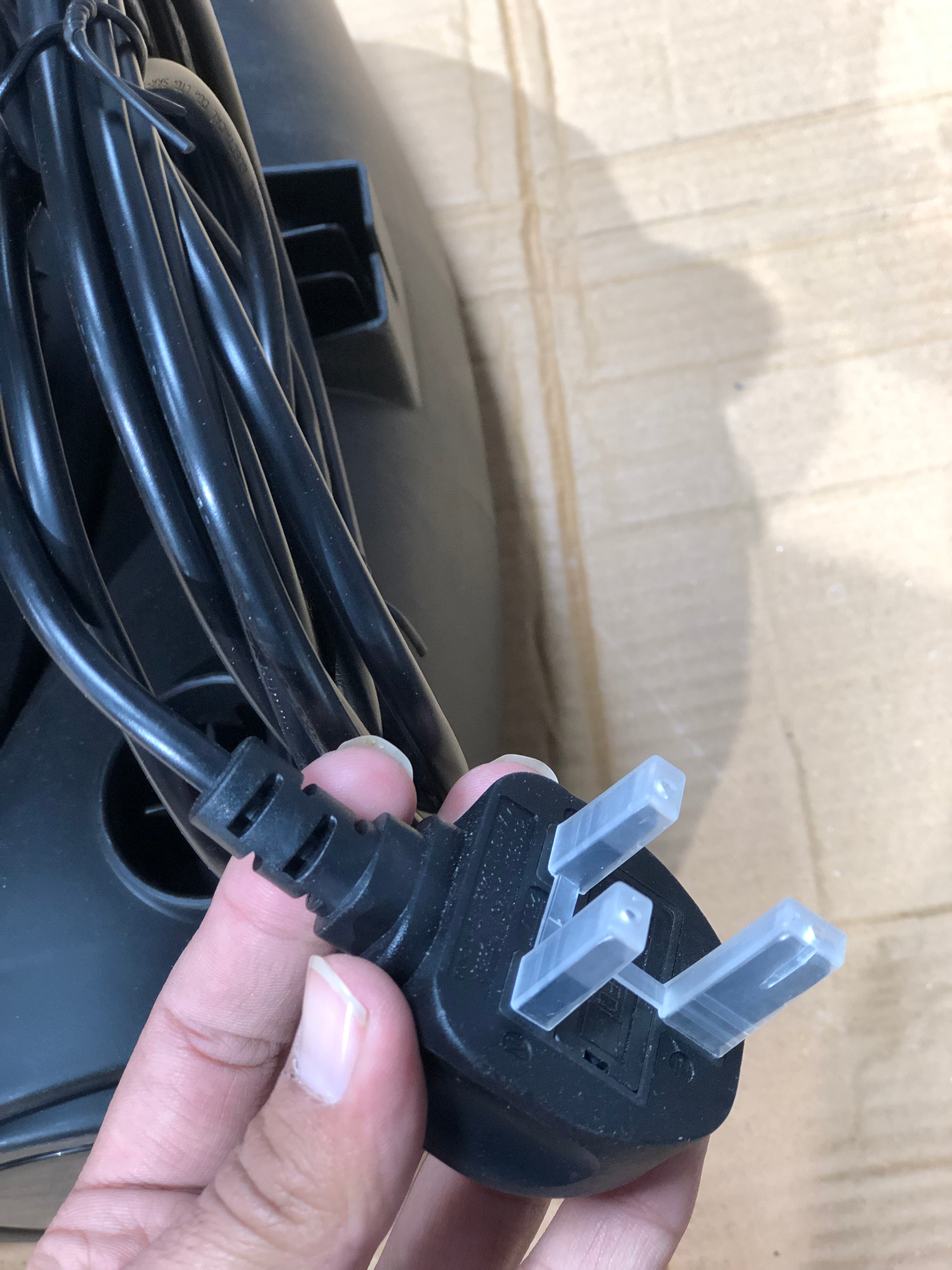 Geepas 25L Wet & Dry Vacuum Cleaner & Blower GVC 19011