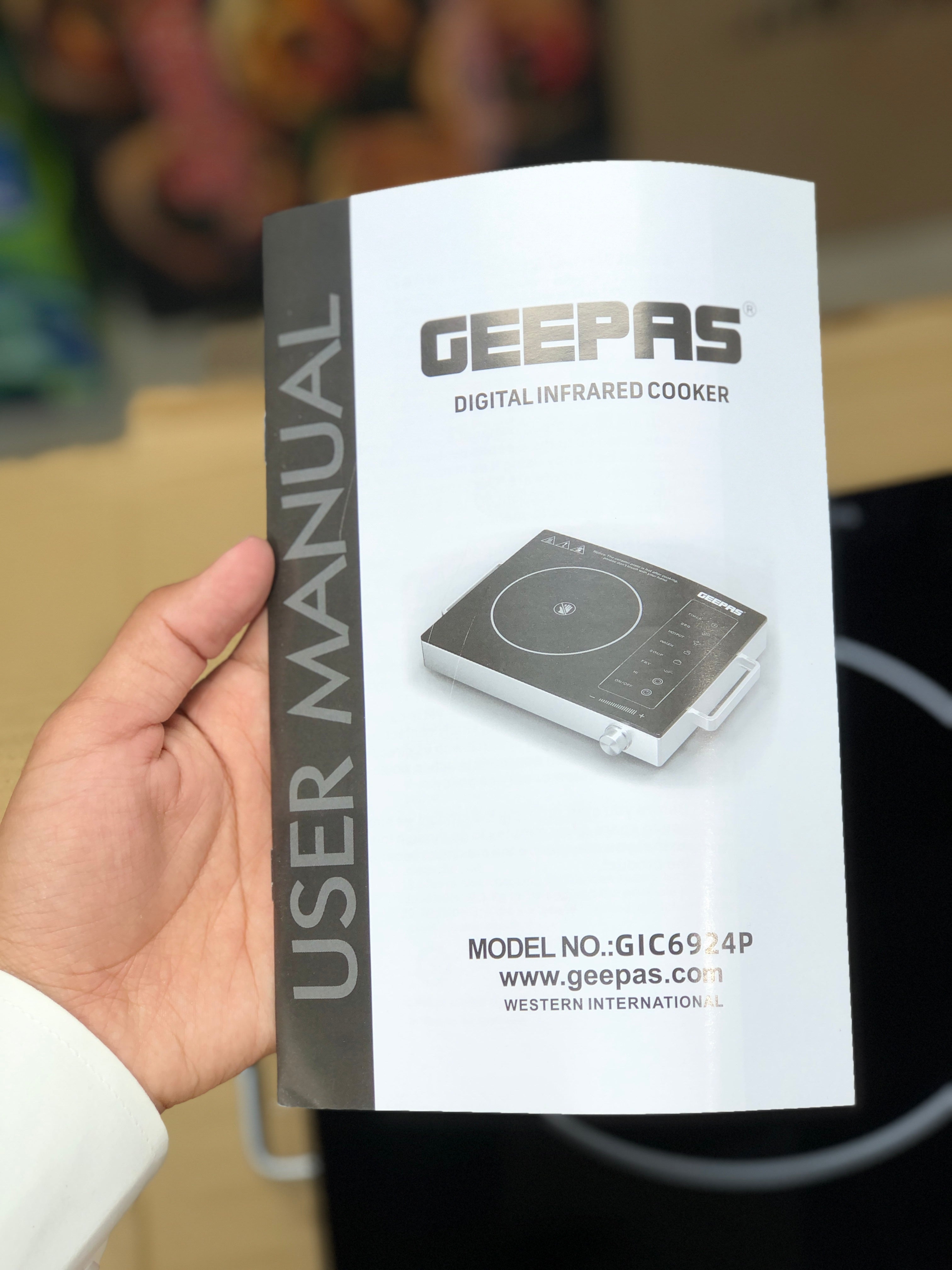 Geepas Digital Infrared Universal Hot Plate 6924