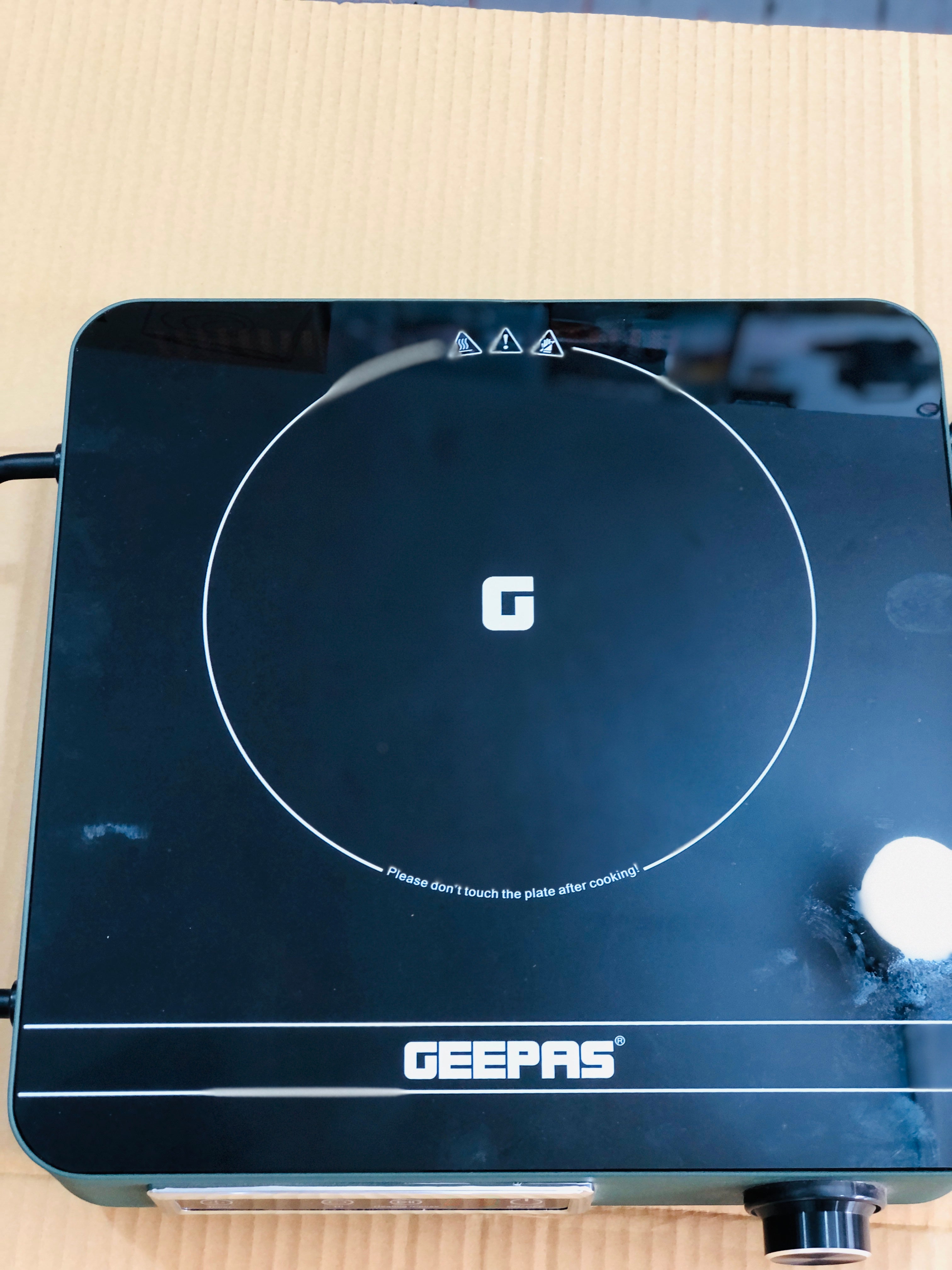 Geepas Digital Infrared Universal Hot Plate 6925