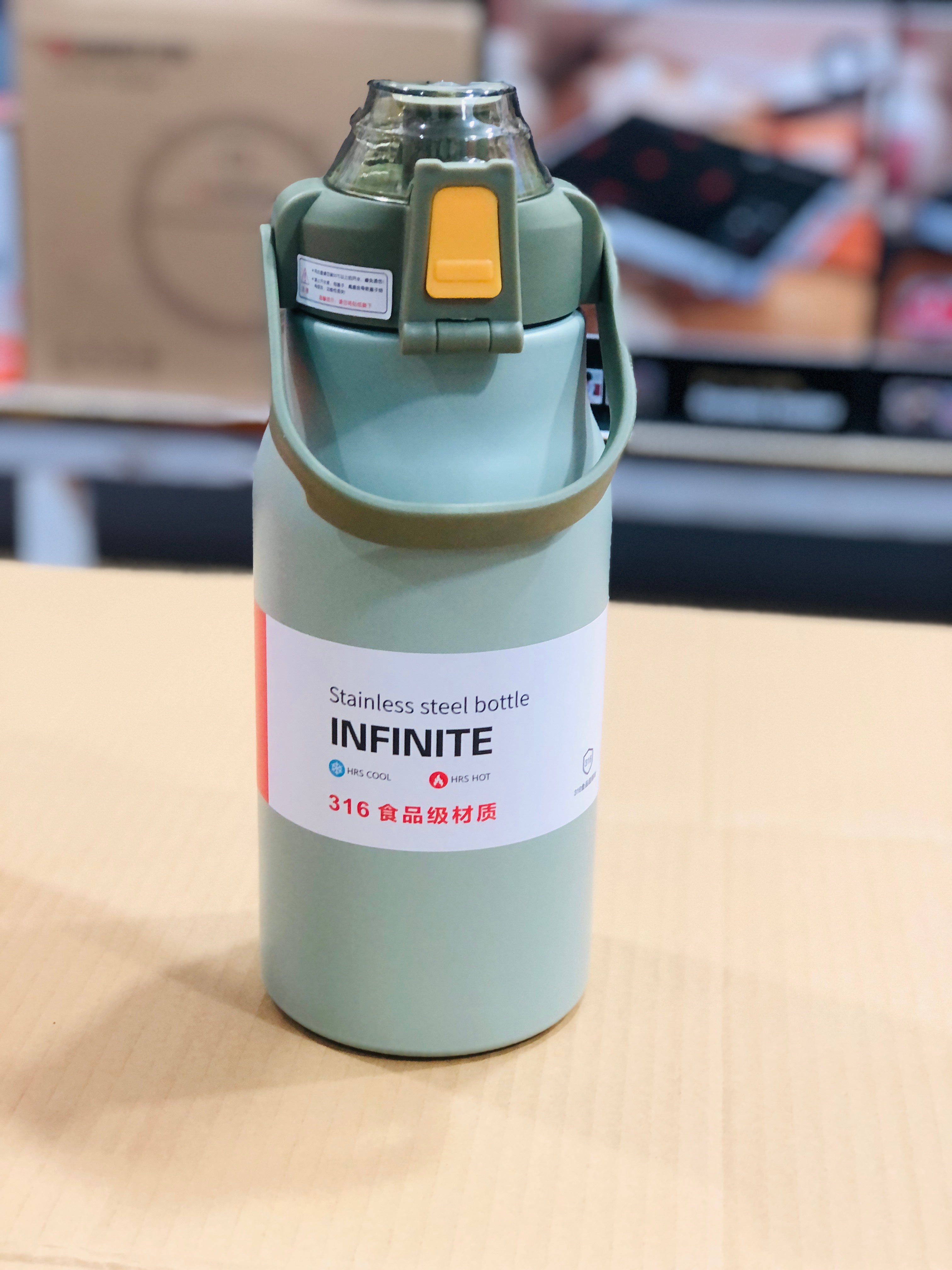 Imported 1300ml Thermal Hot & Cool Vacuum Bottle
