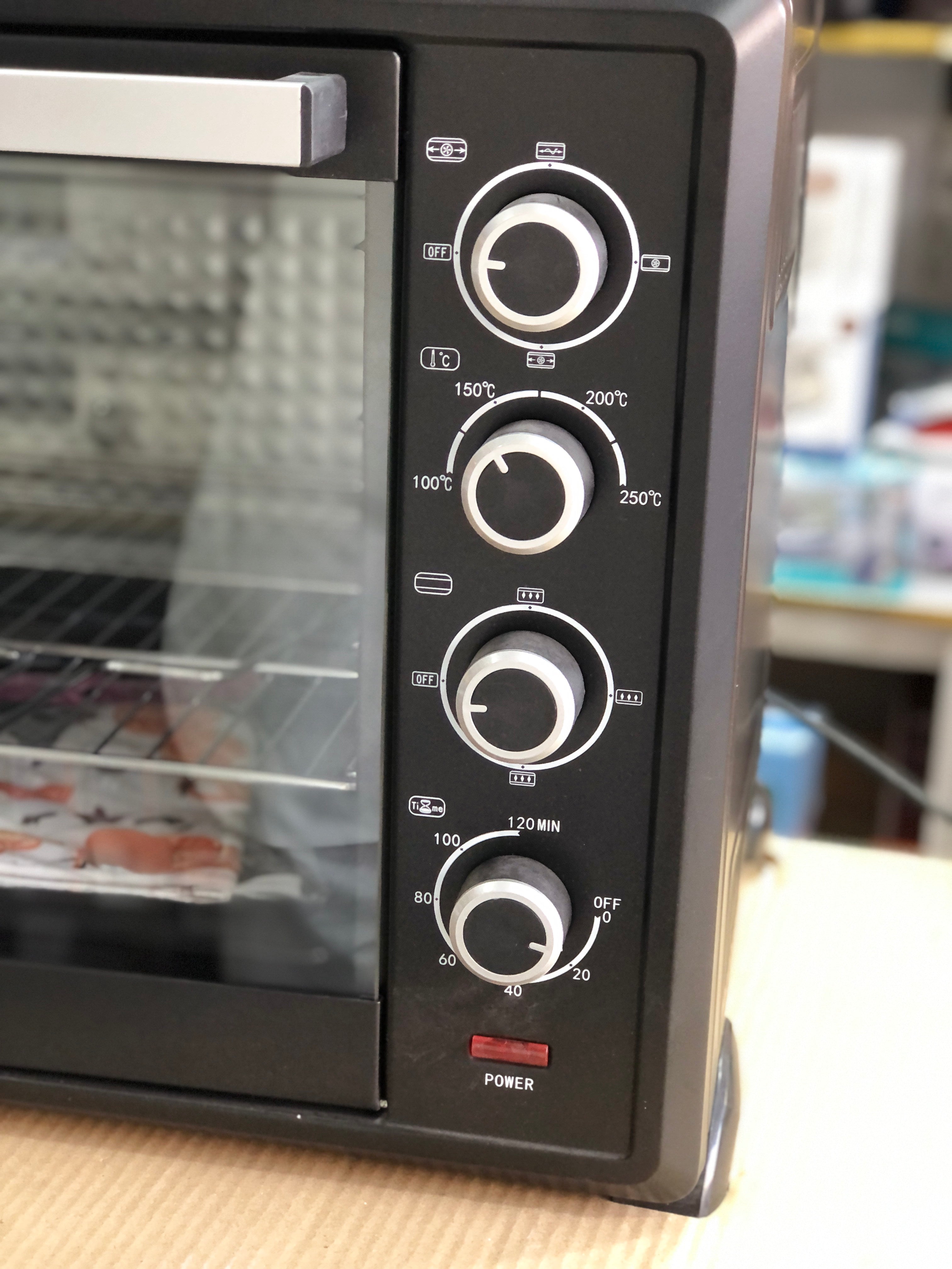 KIEO-120L Keon Electric Oven 120 Liters 2800 Watts