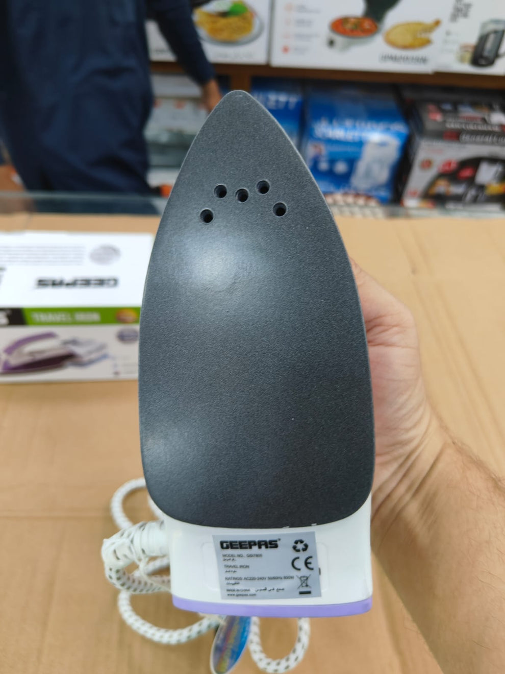 GEEPASS travel steam iron GSI 7805