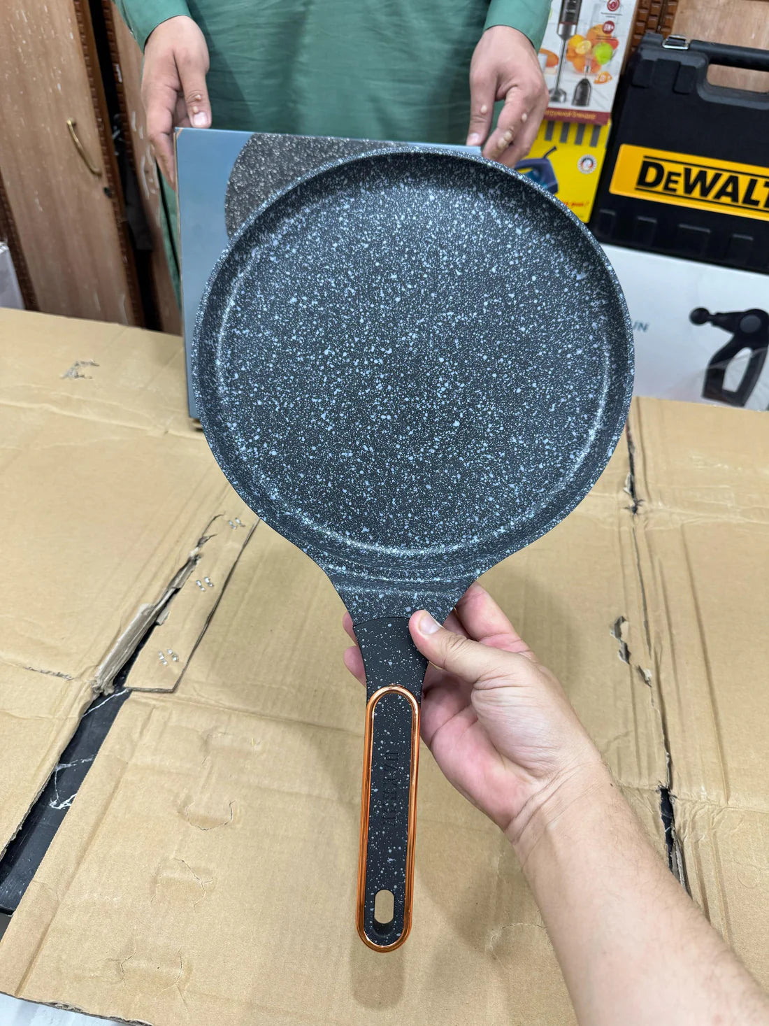 Uakeen Granite Die Cast 28cm Pizza Pan