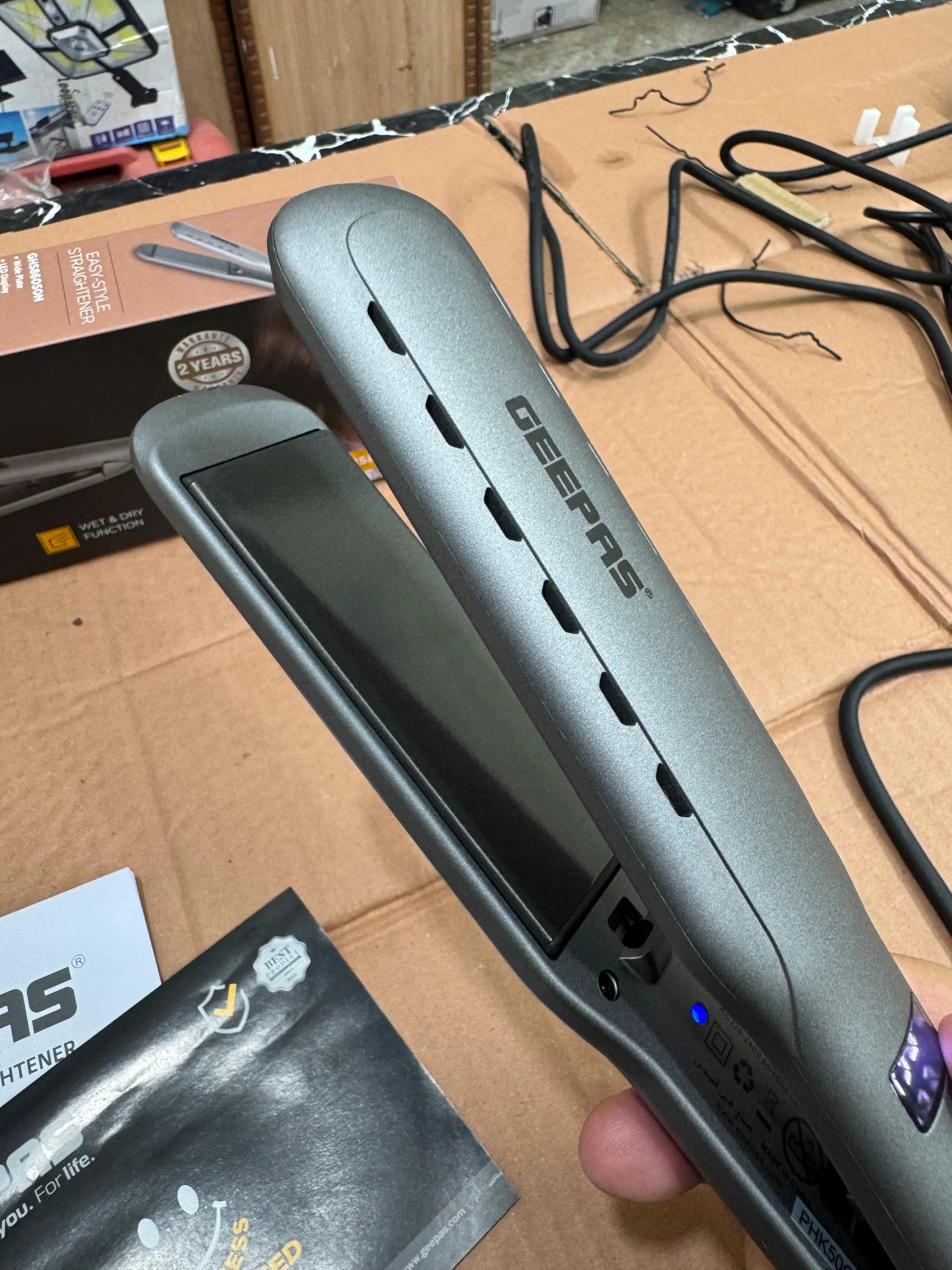 Geepas Easy Style Straightener 86050