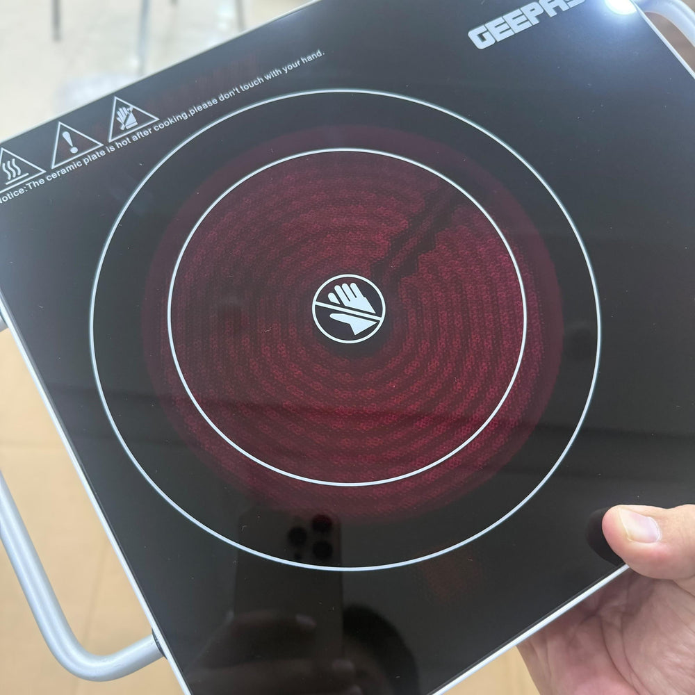 Geepas Digital Infrared Universal Hot Plate 6923