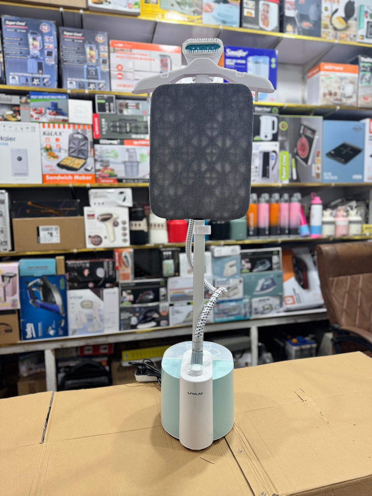 Liyaat Garment Steamer MY-2128