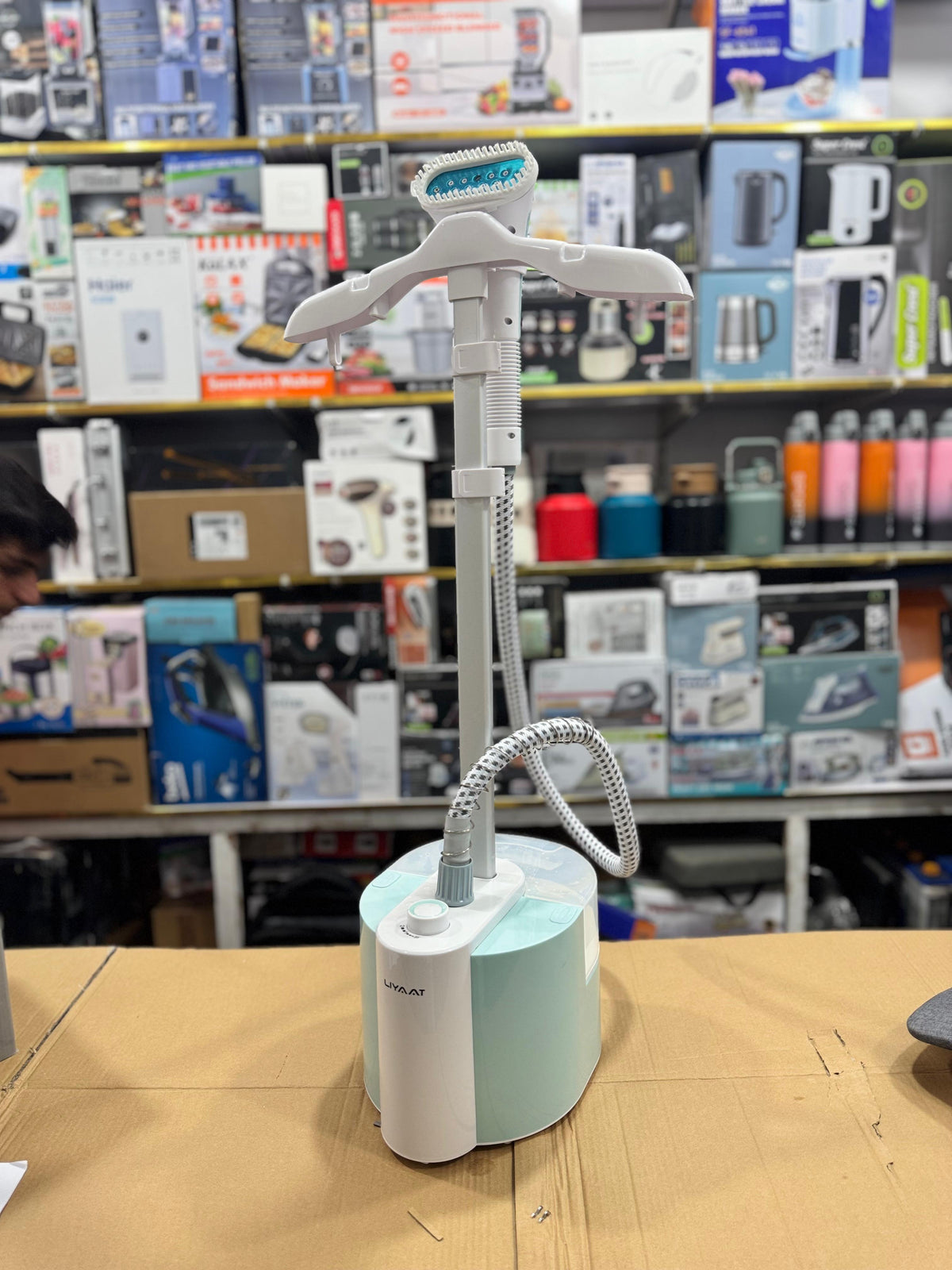 Liyaat Garment Steamer MY-2128