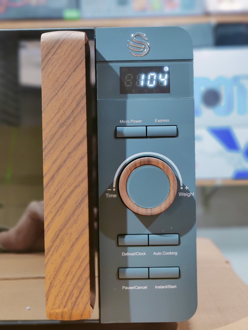 Swan Nordic Digital Microwave 20 Liter Capacity