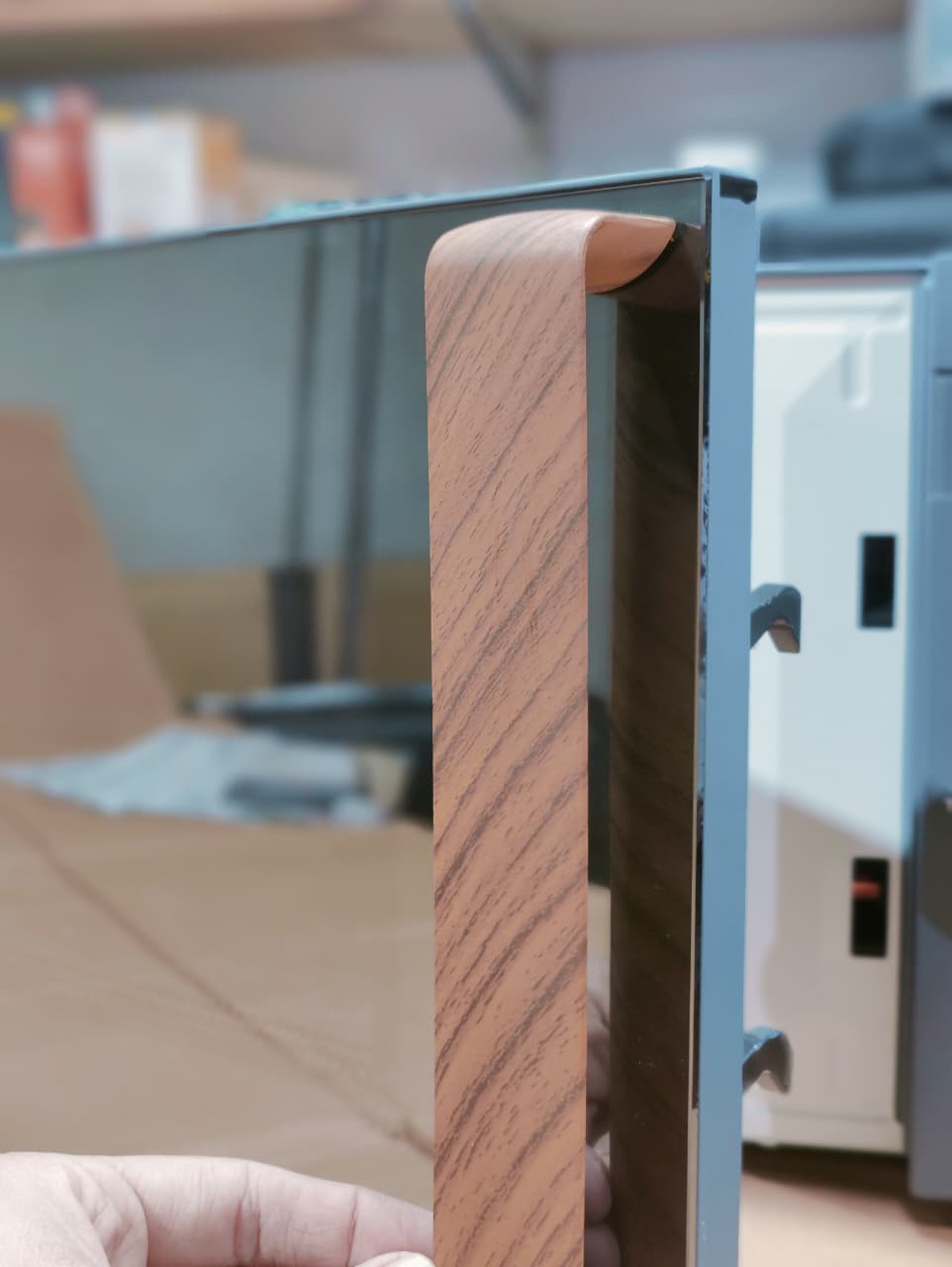 Swan Nordic Digital Microwave 20 Liter Capacity