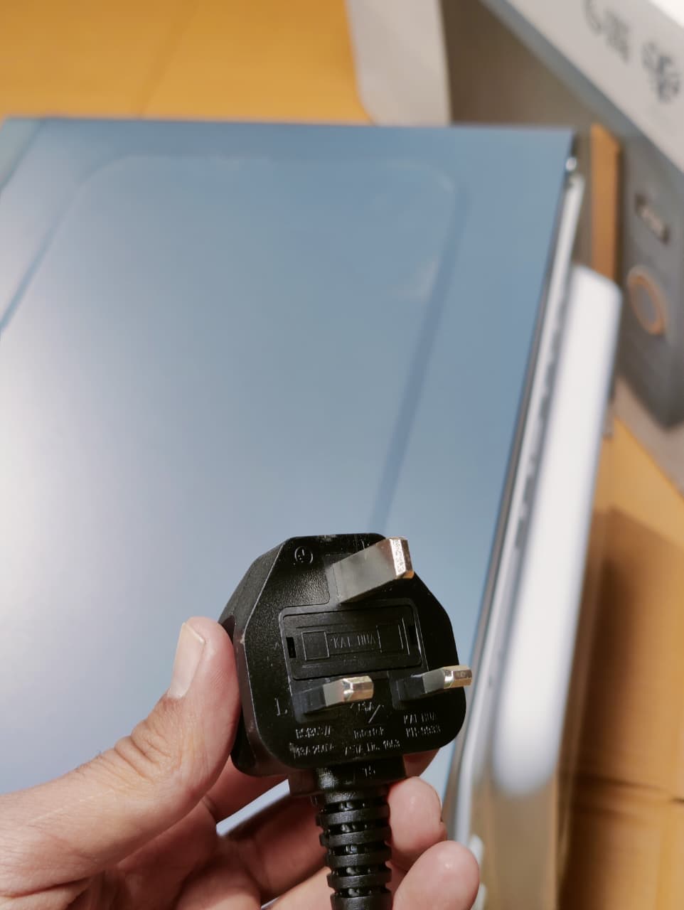 Swan Nordic Digital Microwave 20 Liter Capacity